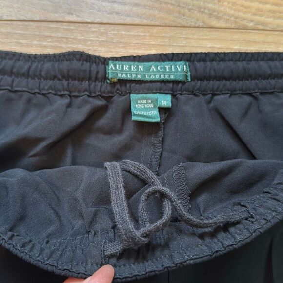 Vintage Ralph lauren active black and white shorts size medium - Picture 2 of 6